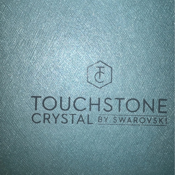 AUTHENTIC SWAROVSKI TOUCHSTONE CRYSTAL EARRINGS AND BANGLE - Picture 5 of 11